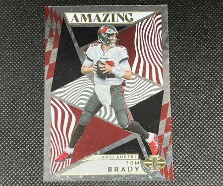 Tom Brady - Amazing # A-2 Panini Illusions 2022 - Near Mint